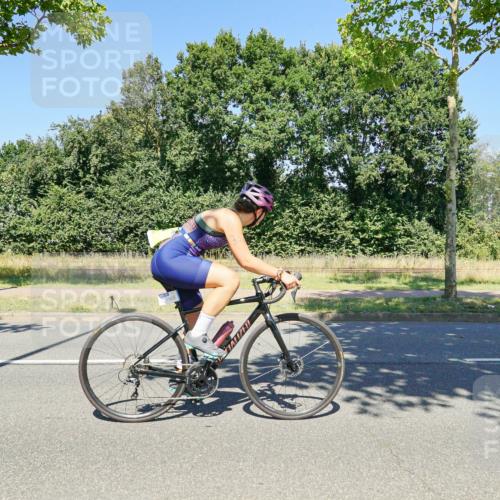 09.08.2026 - GEWOBA Citytriathlon Bremen Michael Burmester http://msf.ph/oto/9962666 09.08.2026 14:33:32 Radfahren 17, 38, 74, 86, 158, 179, 218, 232, 263, 308, 395, 470 meine-sportfotos.de