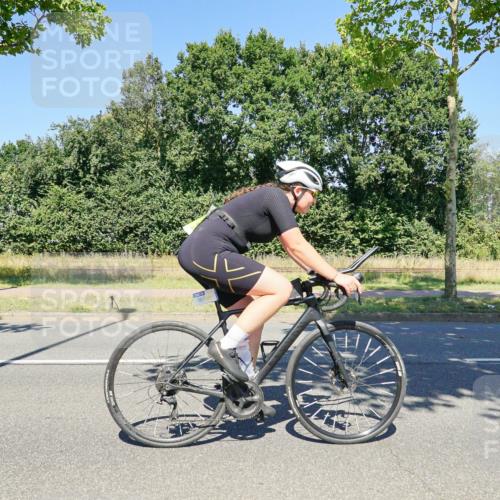 09.08.2026 - GEWOBA Citytriathlon Bremen Michael Burmester http://msf.ph/oto/9962667 09.08.2026 14:33:33 Radfahren 17, 38, 74, 86, 158, 179, 218, 232, 263, 308, 395, 470 meine-sportfotos.de