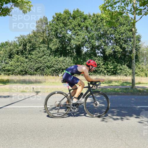 09.08.2026 - GEWOBA Citytriathlon Bremen Michael Burmester http://msf.ph/oto/9962671 09.08.2026 14:33:41 Radfahren 38, 74, 82, 146, 218, 232, 263, 308, 371, 470 meine-sportfotos.de