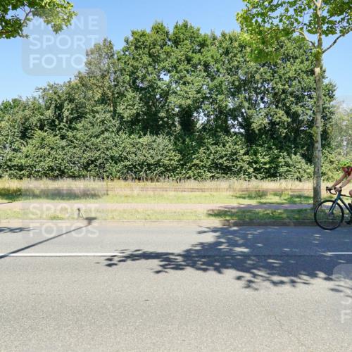 09.08.2026 - GEWOBA Citytriathlon Bremen Michael Burmester http://msf.ph/oto/9962685 09.08.2026 14:34:10 Radfahren 12, 43, 90, 95, 115, 429, 455 meine-sportfotos.de