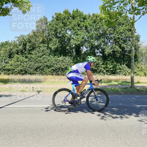 09.08.2026 - GEWOBA Citytriathlon Bremen Michael Burmester http://msf.ph/oto/9962732 09.08.2026 14:35:29 Radfahren 14, 28, 57, 64, 80, 121, 130, 286, 325, 339, 364, 370, 403, 466 meine-sportfotos.de