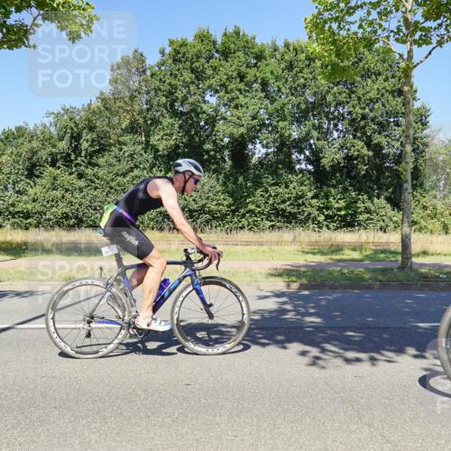 09.08.2026 - GEWOBA Citytriathlon Bremen Michael Burmester http://msf.ph/oto/9962733 09.08.2026 14:35:30 Radfahren 14, 28, 57, 64, 121, 130, 286, 325, 339, 364, 370, 403, 466 meine-sportfotos.de