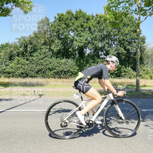09.08.2026 - GEWOBA Citytriathlon Bremen Michael Burmester http://msf.ph/oto/9962742 09.08.2026 14:35:40 Radfahren 14, 47, 147, 205, 271, 286, 325, 334, 363, 370, 403, 453, 462, 466, 527 meine-sportfotos.de