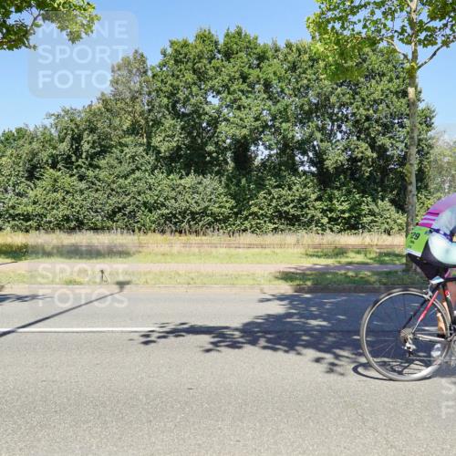 09.08.2026 - GEWOBA Citytriathlon Bremen Michael Burmester http://msf.ph/oto/9962753 09.08.2026 14:36:00 Radfahren 6, 39, 152, 163, 235, 269, 329, 343, 373 meine-sportfotos.de