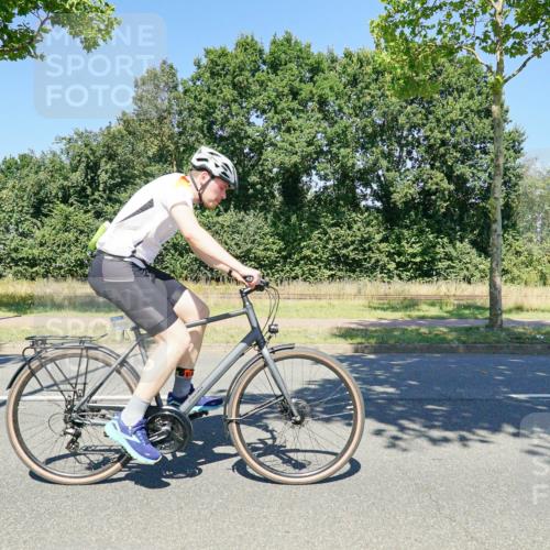 09.08.2026 - GEWOBA Citytriathlon Bremen Michael Burmester http://msf.ph/oto/9962760 09.08.2026 14:36:12 Radfahren 6, 53, 152, 163, 235, 240, 269, 274, 309, 329, 356 meine-sportfotos.de