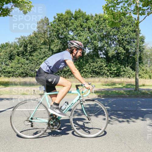 09.08.2026 - GEWOBA Citytriathlon Bremen Michael Burmester http://msf.ph/oto/9962781 09.08.2026 14:36:44 Radfahren 65, 89, 110, 122, 256, 336, 337 meine-sportfotos.de