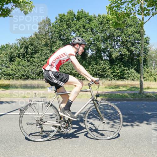 09.08.2026 - GEWOBA Citytriathlon Bremen Michael Burmester http://msf.ph/oto/9962782 09.08.2026 14:36:45 Radfahren 65, 89, 110, 122, 256, 336, 337 meine-sportfotos.de