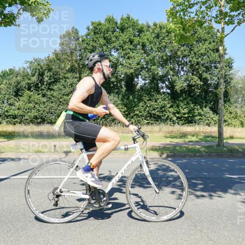 09.08.2026 - GEWOBA Citytriathlon Bremen Michael Burmester http://msf.ph/oto/9962786 09.08.2026 14:36:53 Radfahren 65, 89, 110, 122, 312, 337, 377, 523 meine-sportfotos.de