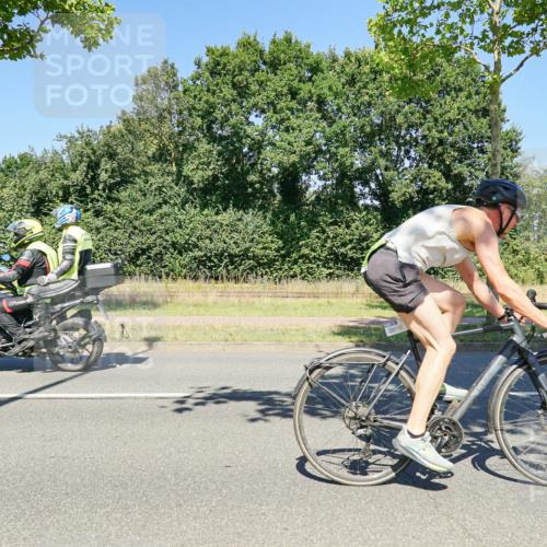 09.08.2026 - GEWOBA Citytriathlon Bremen Michael Burmester http://msf.ph/oto/9962812 09.08.2026 14:37:21 Radfahren 10, 58, 87, 172, 300, 316, 369, 385, 448 meine-sportfotos.de