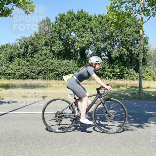09.08.2026 - GEWOBA Citytriathlon Bremen Michael Burmester http://msf.ph/oto/9962847 09.08.2026 14:38:06 Radfahren 193, 202, 221, 266, 280, 292, 293, 297, 306, 314, 319, 330, 335, 341, 344, 398, 410, 434, 454, 485, 521, 522 meine-sportfotos.de