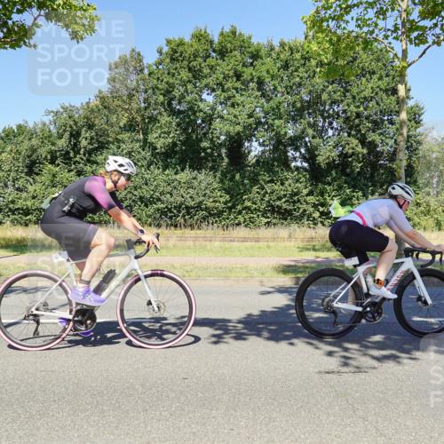 09.08.2026 - GEWOBA Citytriathlon Bremen Michael Burmester http://msf.ph/oto/9962849 09.08.2026 14:38:08 Radfahren 193, 202, 221, 266, 280, 293, 297, 306, 314, 319, 324, 330, 335, 344, 398, 410, 434, 454, 485, 521, 522 meine-sportfotos.de