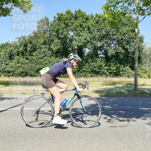 09.08.2026 - GEWOBA Citytriathlon Bremen Michael Burmester http://msf.ph/oto/9962867 09.08.2026 14:38:37 Radfahren 216, 222, 227, 249, 253, 273, 276, 320, 352, 417, 431 meine-sportfotos.de