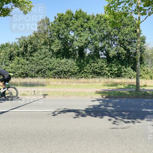 09.08.2026 - GEWOBA Citytriathlon Bremen Michael Burmester http://msf.ph/oto/9962907 09.08.2026 14:39:48 Radfahren 234, 258, 340, 391, 413, 423 meine-sportfotos.de