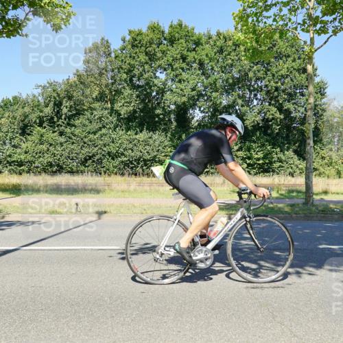 09.08.2026 - GEWOBA Citytriathlon Bremen Michael Burmester http://msf.ph/oto/9962908 09.08.2026 14:39:48 Radfahren 234, 258, 340, 391, 413, 423 meine-sportfotos.de