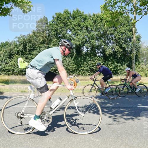 09.08.2026 - GEWOBA Citytriathlon Bremen Michael Burmester http://msf.ph/oto/9962936 09.08.2026 14:40:27 Radfahren 88, 101, 197, 204, 224, 238, 244, 338, 358, 388, 449, 456, 482, 508 meine-sportfotos.de