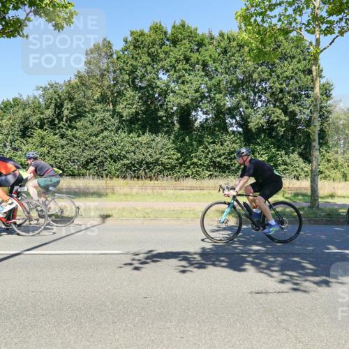 09.08.2026 - GEWOBA Citytriathlon Bremen Michael Burmester http://msf.ph/oto/9962947 09.08.2026 14:40:48 Radfahren 18, 206, 250, 405, 415, 442, 493, 515 meine-sportfotos.de