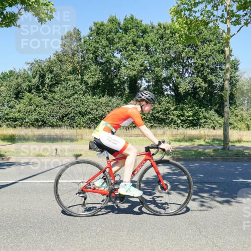 09.08.2026 - GEWOBA Citytriathlon Bremen Michael Burmester http://msf.ph/oto/9962993 09.08.2026 14:42:02 Radfahren 262, 381, 397, 424, 437, 441, 467, 468 meine-sportfotos.de
