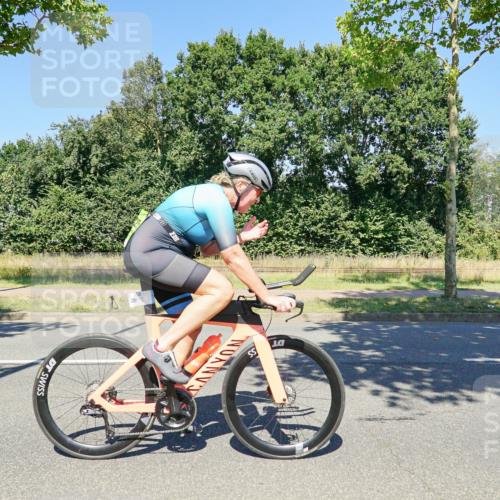 09.08.2026 - GEWOBA Citytriathlon Bremen Michael Burmester http://msf.ph/oto/9963026 09.08.2026 14:43:12 Radfahren 201, 375, 426, 430, 480, 525 meine-sportfotos.de