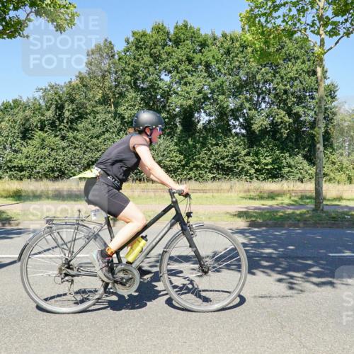 09.08.2026 - GEWOBA Citytriathlon Bremen Michael Burmester http://msf.ph/oto/9963066 09.08.2026 14:44:50 Radfahren 259, 486 meine-sportfotos.de
