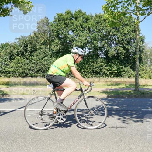 09.08.2026 - GEWOBA Citytriathlon Bremen Michael Burmester http://msf.ph/oto/9963113 09.08.2026 14:46:59 Radfahren 392, 414, 447, 461, 464, 488, 506 meine-sportfotos.de