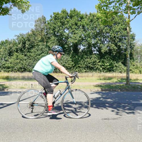 09.08.2026 - GEWOBA Citytriathlon Bremen Michael Burmester http://msf.ph/oto/9963127 09.08.2026 14:48:21 Radfahren 333 meine-sportfotos.de