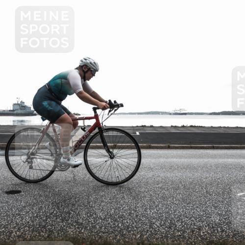 16.08.2026 - KN Förde Triathlon 2026 H.Heesch http://msf.ph/oto/9963206 16.08.2026 09:24:47 Radfahren 138, 158, 189 meine-sportfotos.de
