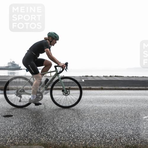 16.08.2026 - KN Förde Triathlon 2026 H.Heesch http://msf.ph/oto/9963425 16.08.2026 09:34:21 Radfahren 105, 145, 245, 250, 258, 268 meine-sportfotos.de