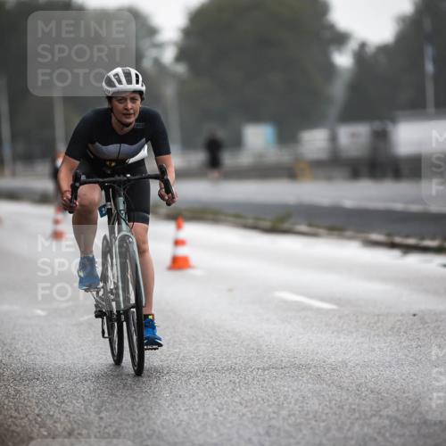 16.08.2026 - KN Förde Triathlon 2026 H.Heesch http://msf.ph/oto/9963617 16.08.2026 09:31:53 Radfahren 106, 140, 242, 245 meine-sportfotos.de