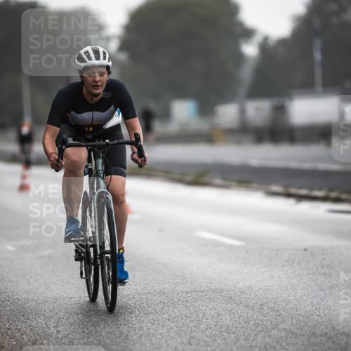 16.08.2026 - KN Förde Triathlon 2026 H.Heesch http://msf.ph/oto/9963620 16.08.2026 09:31:53 Radfahren 106, 140, 242, 245 meine-sportfotos.de