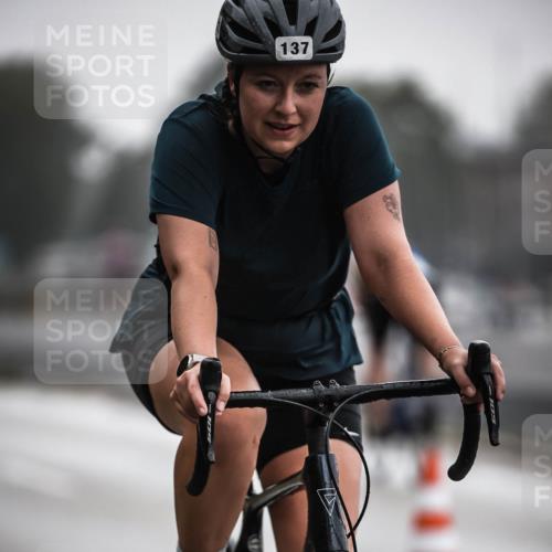 16.08.2026 - KN Förde Triathlon 2026 H.Heesch http://msf.ph/oto/9963699 16.08.2026 09:32:14 Radfahren 125, 137, 154, 213, 805 meine-sportfotos.de