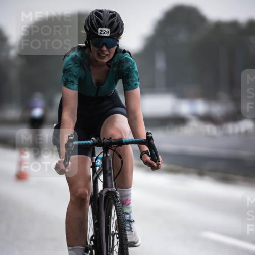 16.08.2026 - KN Förde Triathlon 2026 H.Heesch http://msf.ph/oto/9963805 16.08.2026 09:32:47 Radfahren 158, 162, 229, 238, 240, 251 meine-sportfotos.de