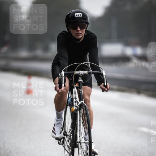 16.08.2026 - KN Förde Triathlon 2026 H.Heesch http://msf.ph/oto/9963883 16.08.2026 09:33:04 Radfahren 135, 235, 254 meine-sportfotos.de