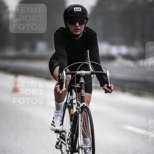 16.08.2026 - KN Förde Triathlon 2026 H.Heesch http://msf.ph/oto/9963885 16.08.2026 09:33:04 Radfahren 135, 235, 254 meine-sportfotos.de