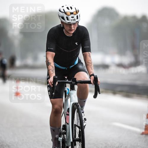 16.08.2026 - KN Förde Triathlon 2026 H.Heesch http://msf.ph/oto/9964268 16.08.2026 09:34:47 Radfahren 120, 154, 188, 265 meine-sportfotos.de