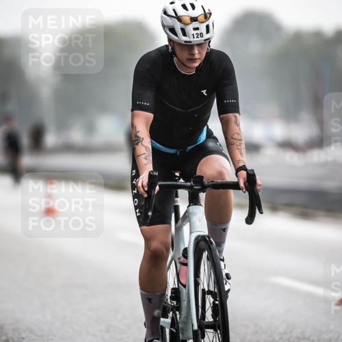 16.08.2026 - KN Förde Triathlon 2026 H.Heesch http://msf.ph/oto/9964269 16.08.2026 09:34:47 Radfahren 120, 154, 188, 265 meine-sportfotos.de