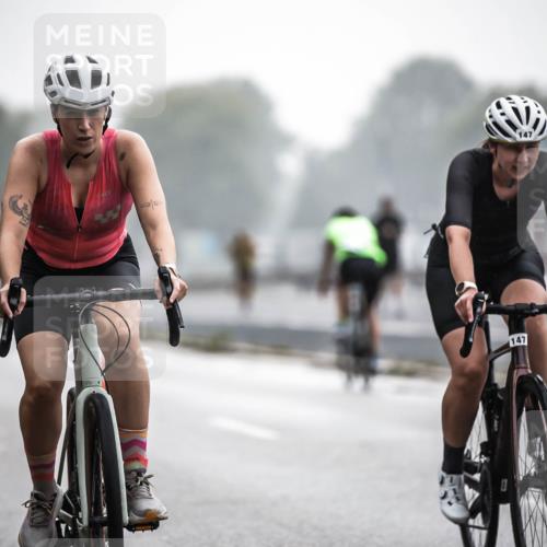 16.08.2026 - KN Förde Triathlon 2026 H.Heesch http://msf.ph/oto/9964372 16.08.2026 09:35:07 Radfahren 147, 262, 805 meine-sportfotos.de