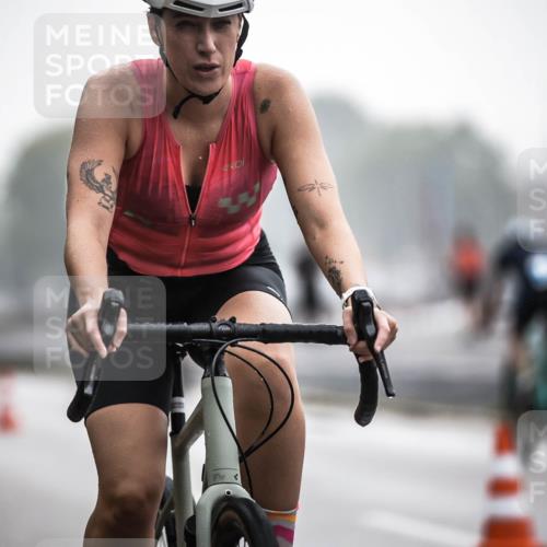 16.08.2026 - KN Förde Triathlon 2026 H.Heesch http://msf.ph/oto/9964387 16.08.2026 09:35:08 Radfahren 147, 262, 805 meine-sportfotos.de