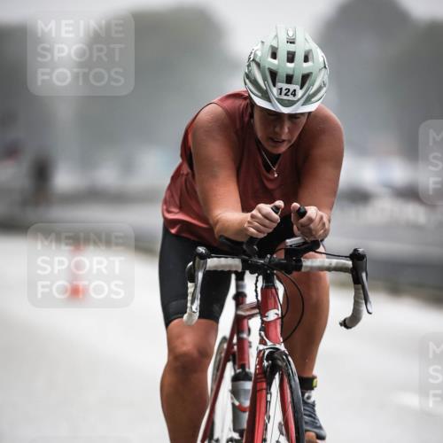 16.08.2026 - KN Förde Triathlon 2026 H.Heesch http://msf.ph/oto/9964677 16.08.2026 09:36:08 Radfahren 109, 124, 138, 150, 156, 164, 166, 178, 187, 192, 243, 261 meine-sportfotos.de