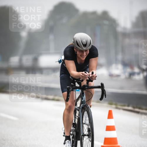 16.08.2026 - KN Förde Triathlon 2026 H.Heesch http://msf.ph/oto/9964794 16.08.2026 09:36:50 Radfahren 105, 114, 115, 227, 236 meine-sportfotos.de
