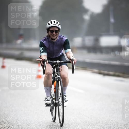 16.08.2026 - KN Förde Triathlon 2026 H.Heesch http://msf.ph/oto/9964839 16.08.2026 09:37:04 Radfahren 190, 200, 250, 268 meine-sportfotos.de