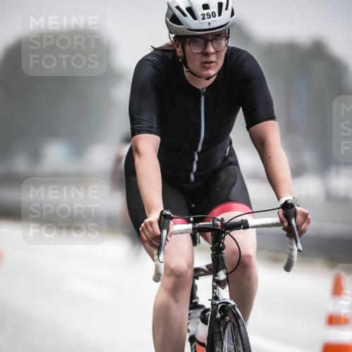 16.08.2026 - KN Förde Triathlon 2026 H.Heesch http://msf.ph/oto/9964876 16.08.2026 09:37:07 Radfahren 145, 153, 200, 250, 268 meine-sportfotos.de