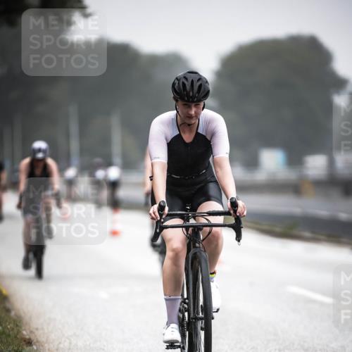 16.08.2026 - KN Förde Triathlon 2026 H.Heesch http://msf.ph/oto/9965166 16.08.2026 09:38:39 Radfahren 108, 109, 164, 166, 178, 187, 192, 263 meine-sportfotos.de
