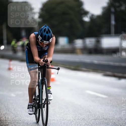16.08.2026 - KN Förde Triathlon 2026 H.Heesch http://msf.ph/oto/9965229 16.08.2026 09:16:03 Radfahren 105, 116 meine-sportfotos.de