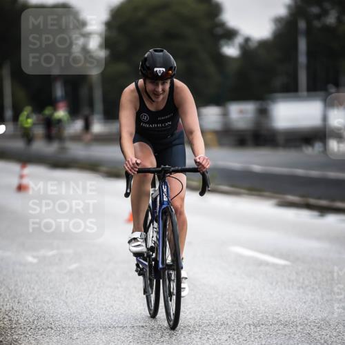 16.08.2026 - KN Förde Triathlon 2026 H.Heesch http://msf.ph/oto/9965237 16.08.2026 09:16:11 Radfahren 102, 116 meine-sportfotos.de