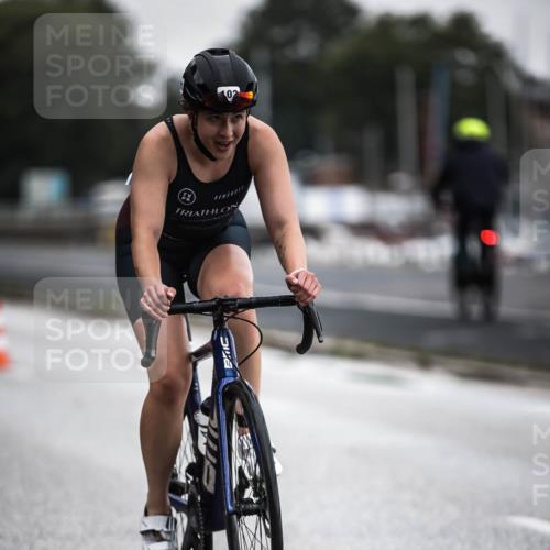 16.08.2026 - KN Förde Triathlon 2026 H.Heesch http://msf.ph/oto/9965240 16.08.2026 09:16:11 Radfahren 102, 116 meine-sportfotos.de