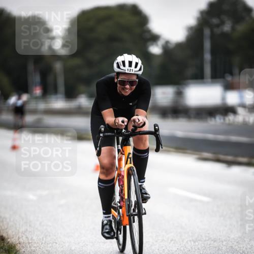 16.08.2026 - KN Förde Triathlon 2026 H.Heesch http://msf.ph/oto/9965265 16.08.2026 09:19:52 Radfahren 121 meine-sportfotos.de