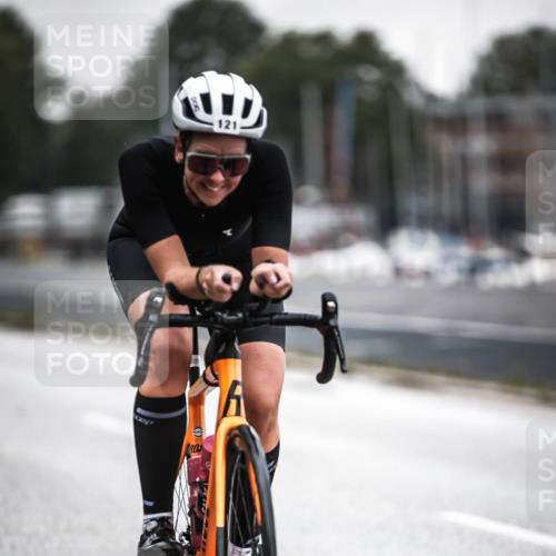 16.08.2026 - KN Förde Triathlon 2026 H.Heesch http://msf.ph/oto/9965269 16.08.2026 09:19:53 Radfahren 121 meine-sportfotos.de