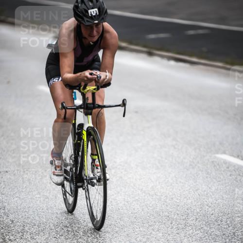 16.08.2026 - KN Förde Triathlon 2026 H.Heesch http://msf.ph/oto/9965303 16.08.2026 09:20:15 Radfahren 110, 113 meine-sportfotos.de