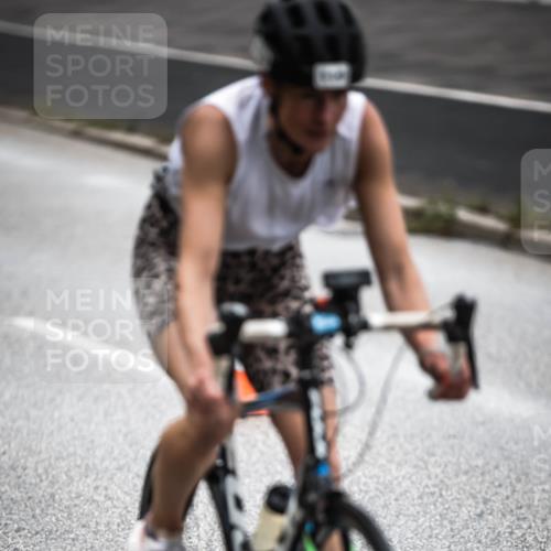 16.08.2026 - KN Förde Triathlon 2026 H.Heesch http://msf.ph/oto/9965312 16.08.2026 09:20:17 Radfahren 110, 113 meine-sportfotos.de
