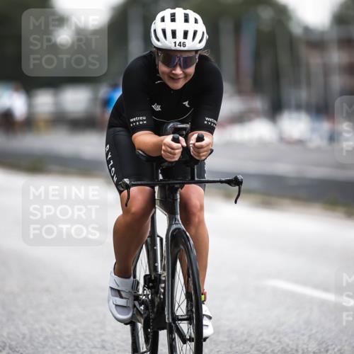 16.08.2026 - KN Förde Triathlon 2026 H.Heesch http://msf.ph/oto/9965330 16.08.2026 09:20:37 Radfahren 146, 149 meine-sportfotos.de
